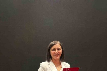 eczacilik-fakultesi-ogretim-uyesi-doc-dr-cevike-teb-eczacilik-akademisi-tesvik-odulu