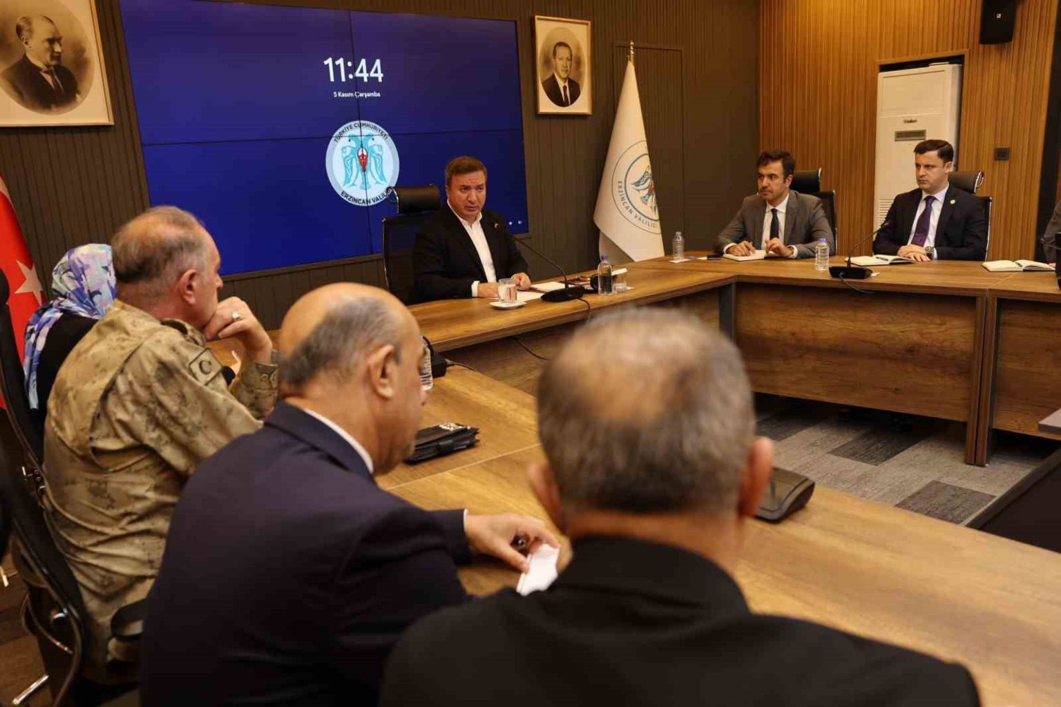 erzincanda-28-birim-amirleri-toplantisi-yapildi