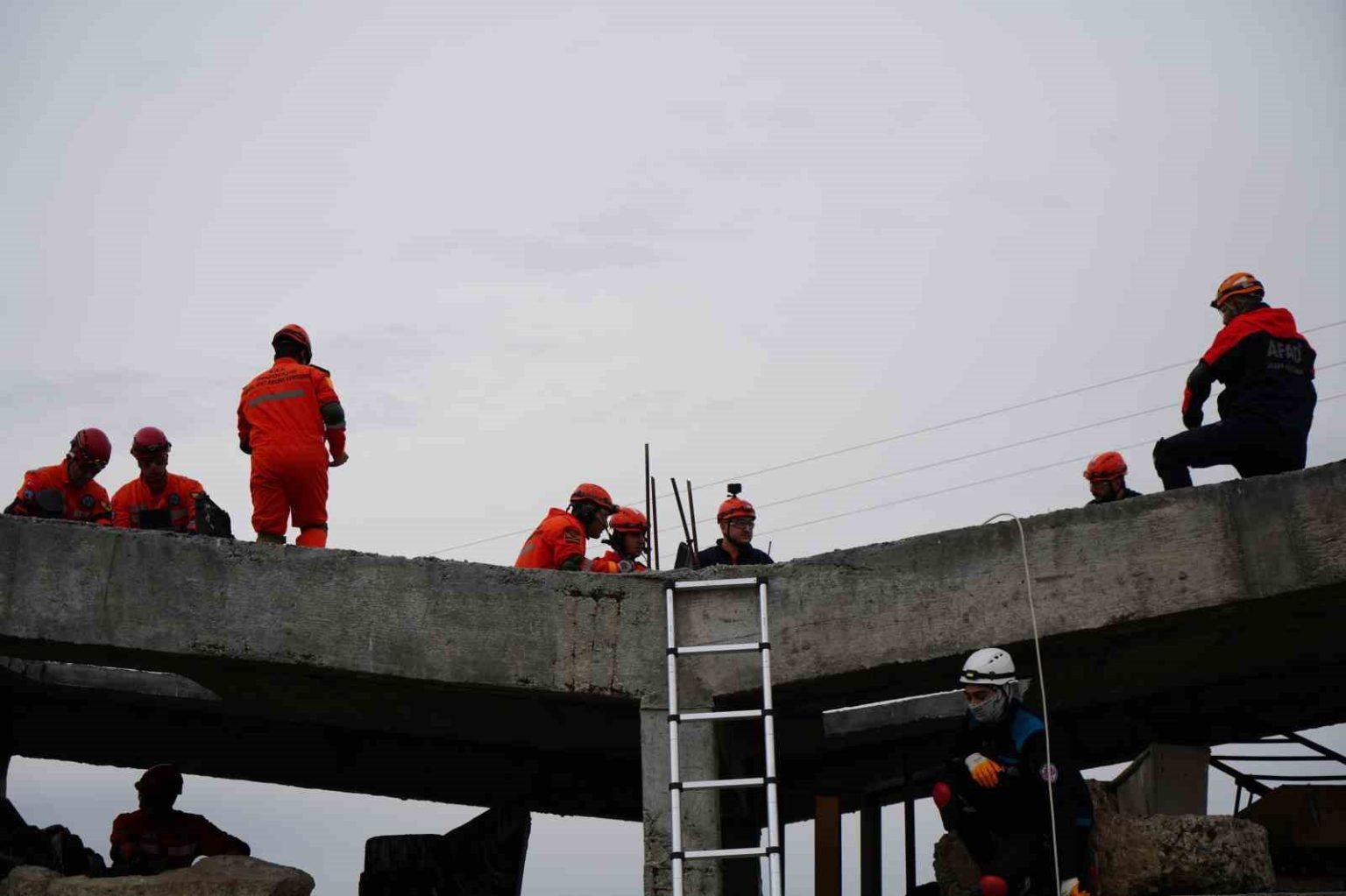 erzincanda-deprem-tatbikati-gerceklestirildi