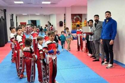 erzurum-gsim-spor-salonlarinda-tatli-antrenman