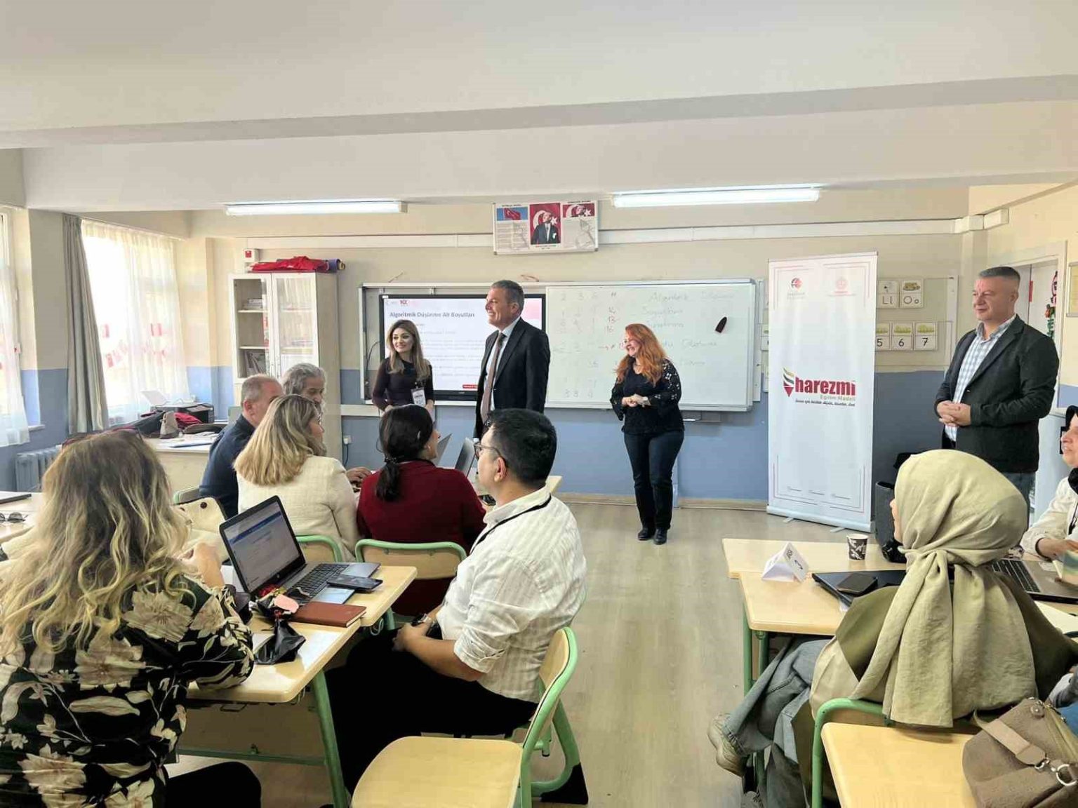 eskisehirde-harezmi-egitim-programi-ogretmen-egitimleri-basladi