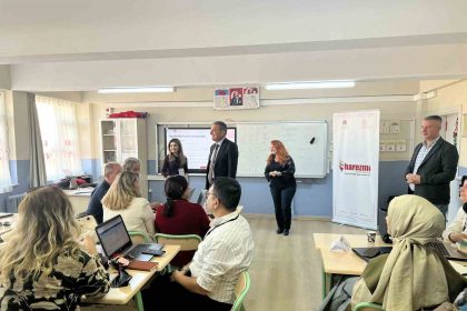 eskisehirde-harezmi-egitim-programi-ogretmen-egitimleri-basladi