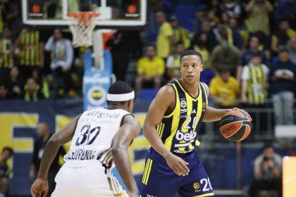 euroleague-fenerbahce-81-asvel-67