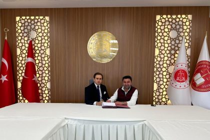 hinista-savci-ve-hakim-lojmani-protokolu-imzalandi