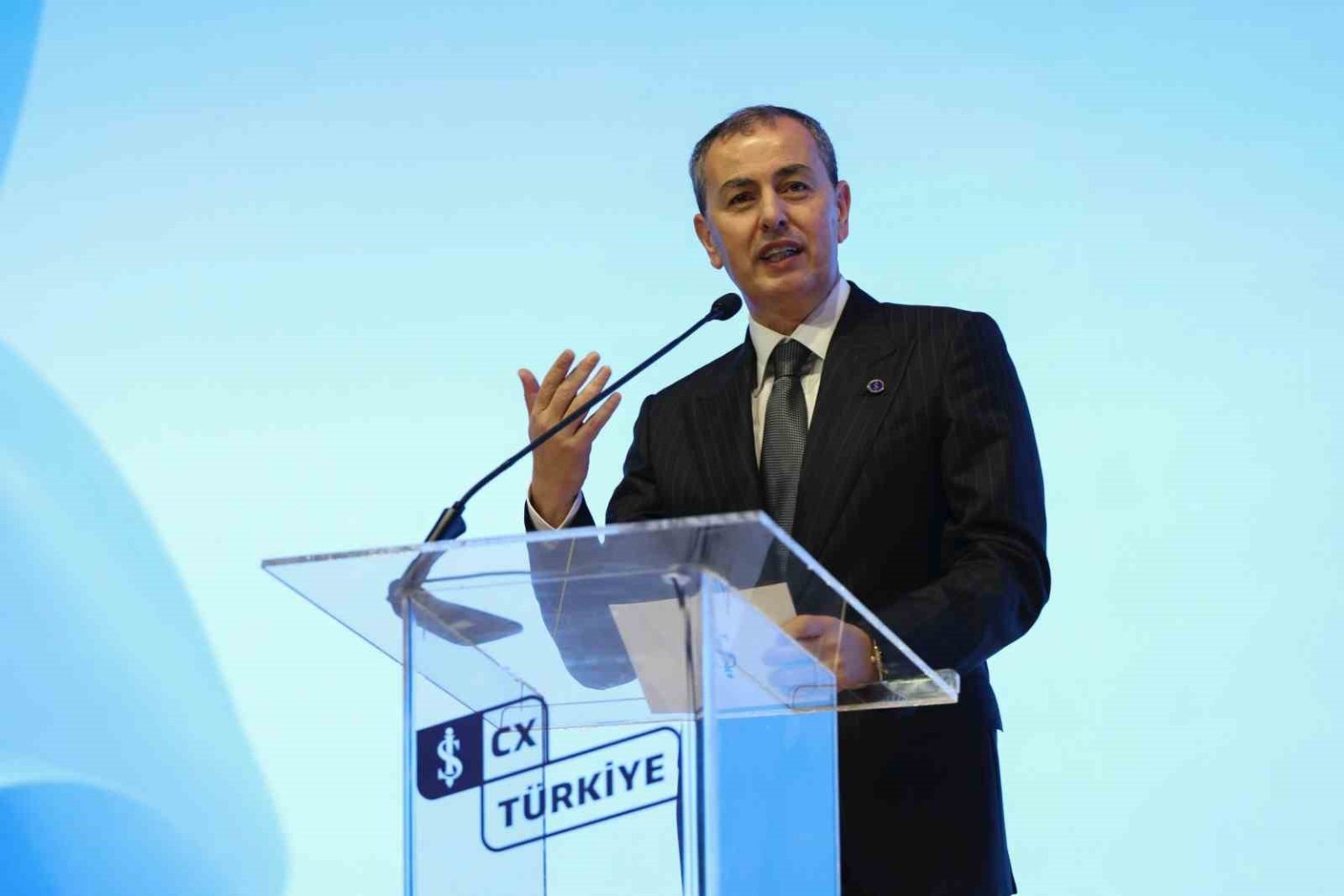 is-bankasindan-musteri-deneyimini-odagina-alan-konferans-is-cx-turkiye