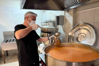 karabuk-belediyesi-sosyal-belediyeciligini-surduruyor