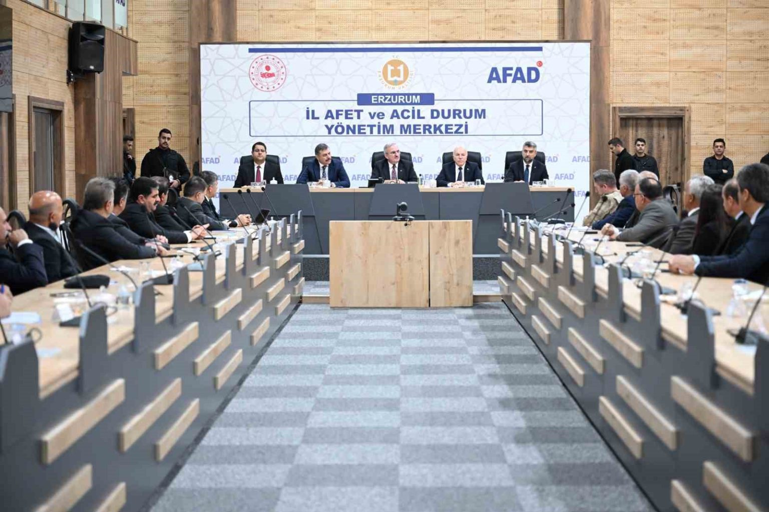 karaloglu-sanayi-mamalarinin-yerine-bakimevleri-yemek-artiklarindan-kendi-mamalari-uretmeli