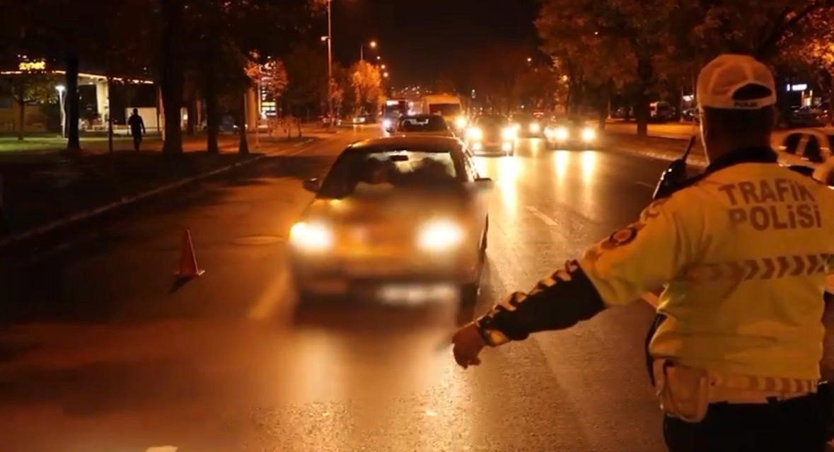 kayseride-es-zamanli-asayis-uygulamasi-148-aranan-sahis-yakalandi