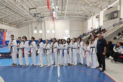 koycegizli-taekwondoculardan-buyuk-basari