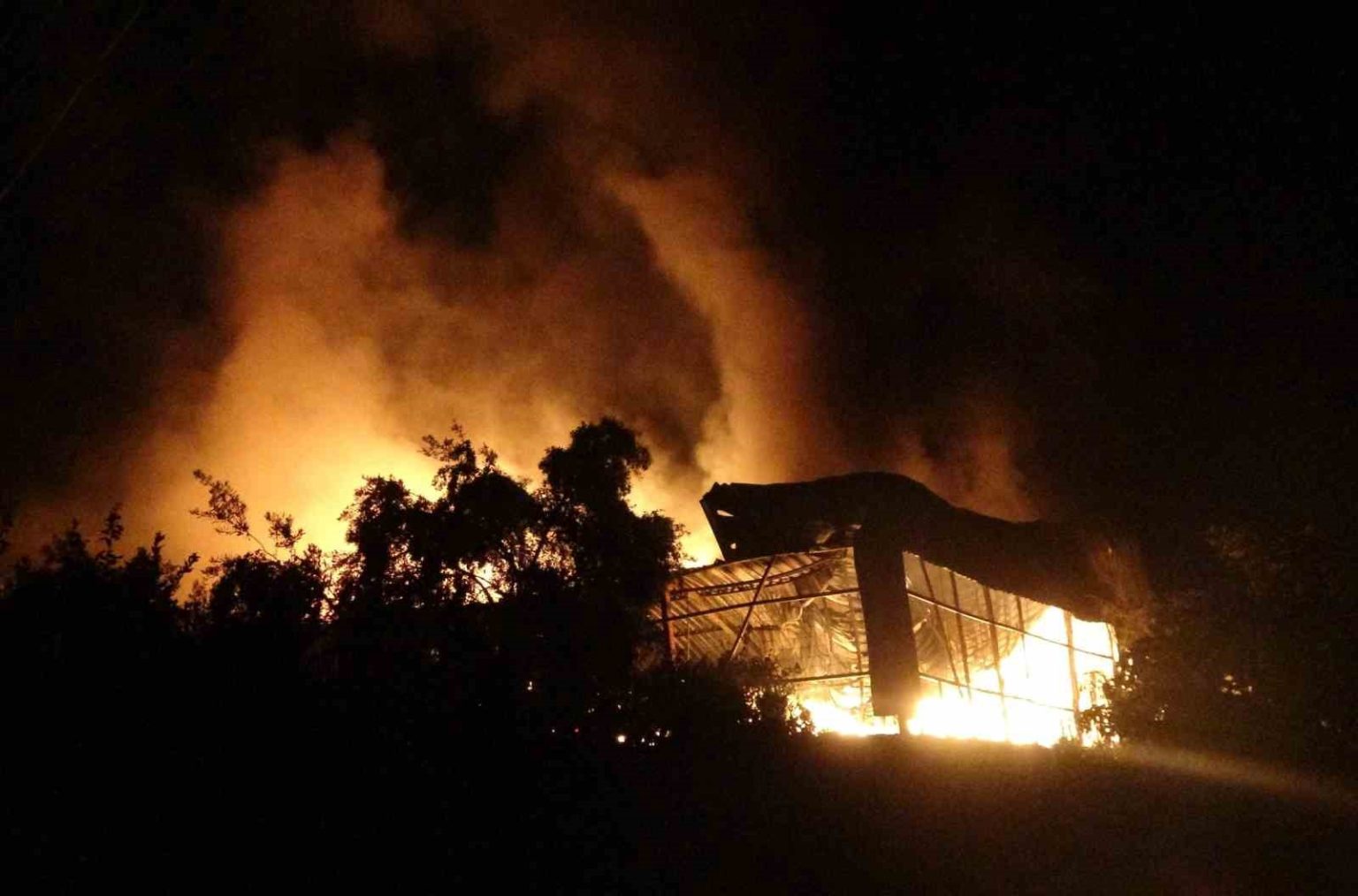 kundakci-komsu-hakim-karsisina-cikti-cok-pismanim-savunmasi-yapti