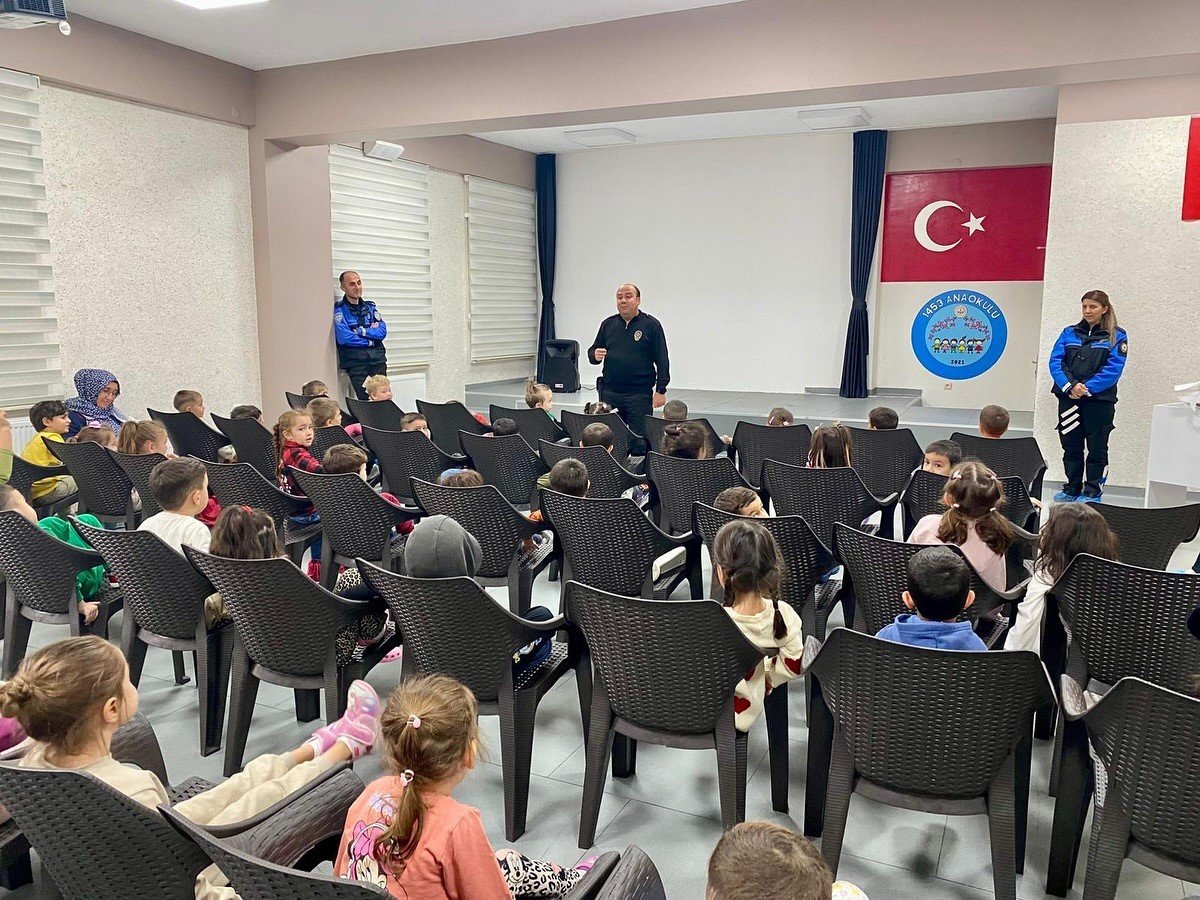 kutahyada-minik-ogrencilere-suctan-korunma-yontemleri-anlatildi