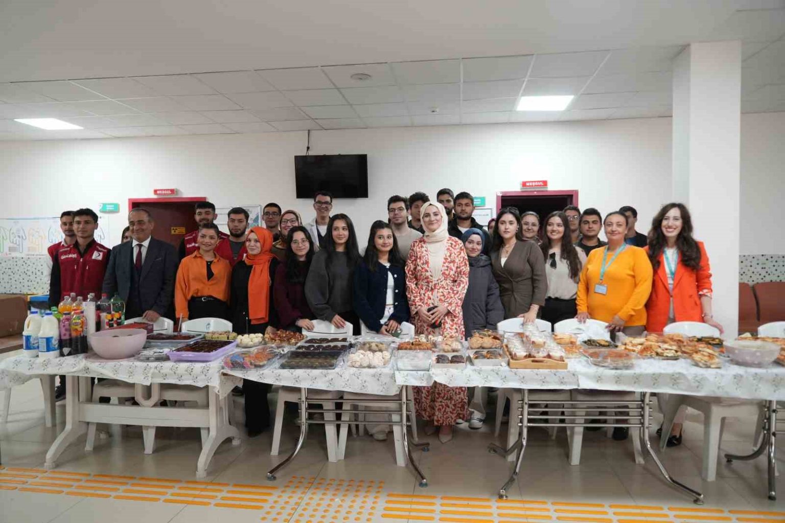 losemili-cocuklar-icin-iyilik-sofrasi