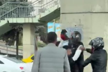 maltepe-e-5te-motorcular-arasinda-cikan-kavgada-tekme-ve-yumruklar-havada-ucustu