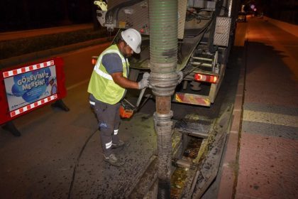 meskiden-yagislara-karsi-temizlik-ve-onlem-mesaisi