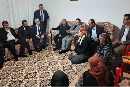 mhp-salihli-teskilati-hayirli-gunler-komsum-ziyaretlerine-basladi