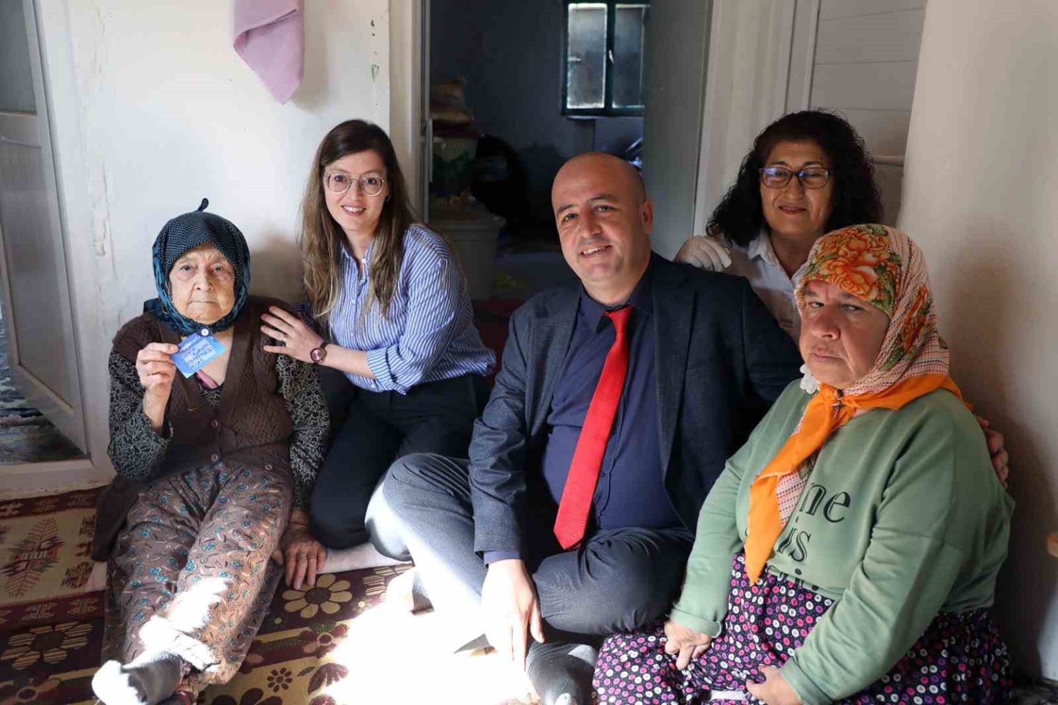 mugla-buyuksehir-ekipleri-anne-kiz-icin-tum-imkanlari-seferber-etti