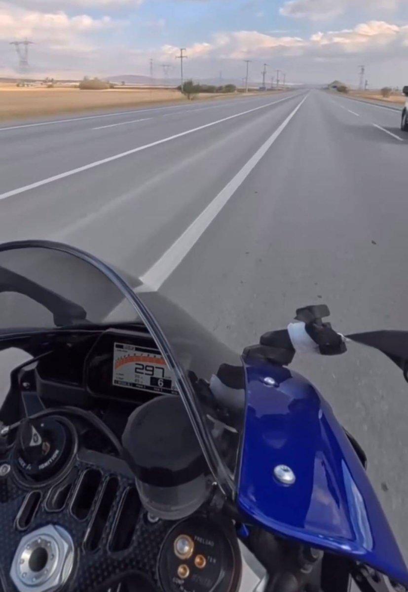 musta-sosyal-medyada-hiz-paylasimi-yapan-suruculere-ceza