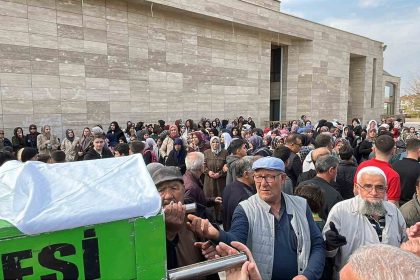 pencereden-dusen-ebru-ogretmene-son-gorev