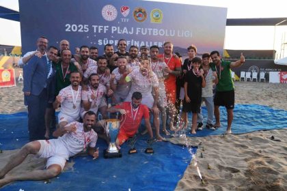 plaj-futbolu-turkiye-sampiyonu-alanya-belediyespor