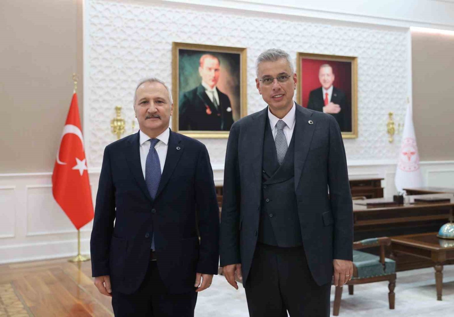 saglik-bakani-memisoglu-mhp-genel-baskan-yardimcisi-yurdakulu-kabul-etti