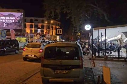 sindirgida-deprem-panigi