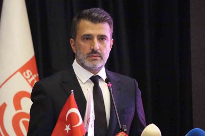 sivasspor-baskani-gokhan-karagol-istifa-etti