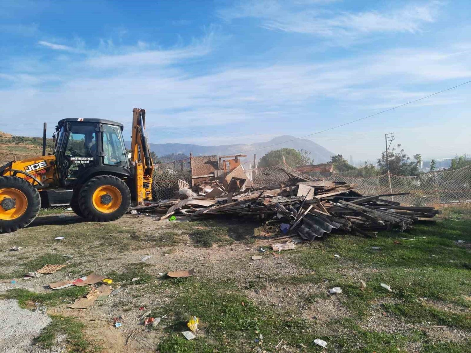 soke-belediyesinden-kacak-keci-agillarina-mudahale