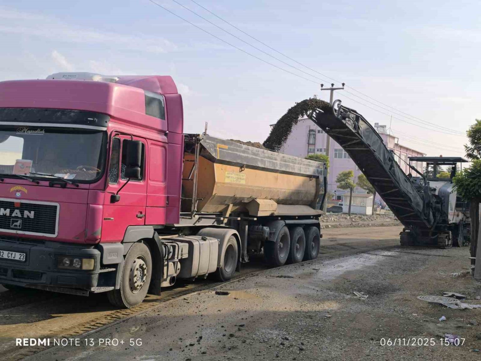 suhutda-ust-yapi-calismalari-devam-ediyor