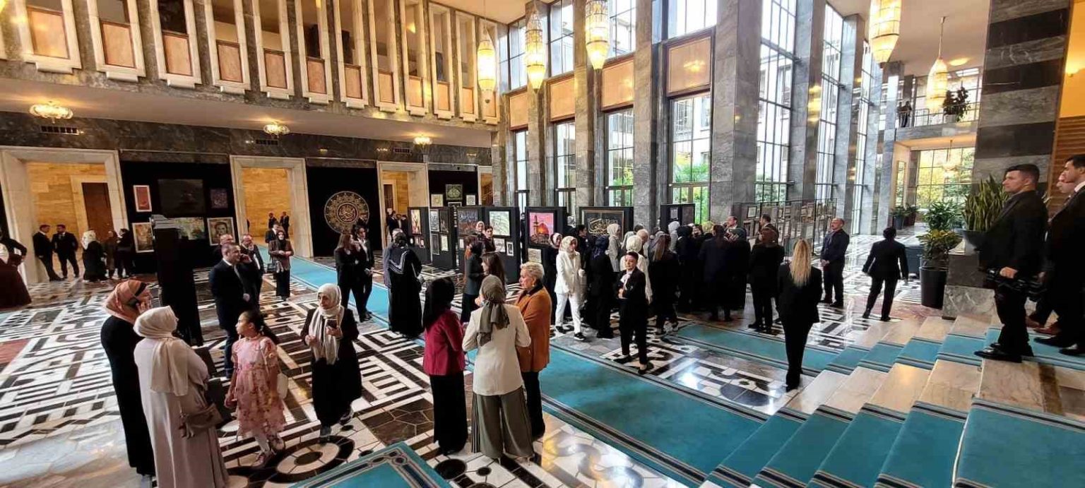 tbmmde-gazze-konulu-hilalin-isiginda-sanat-sergisi