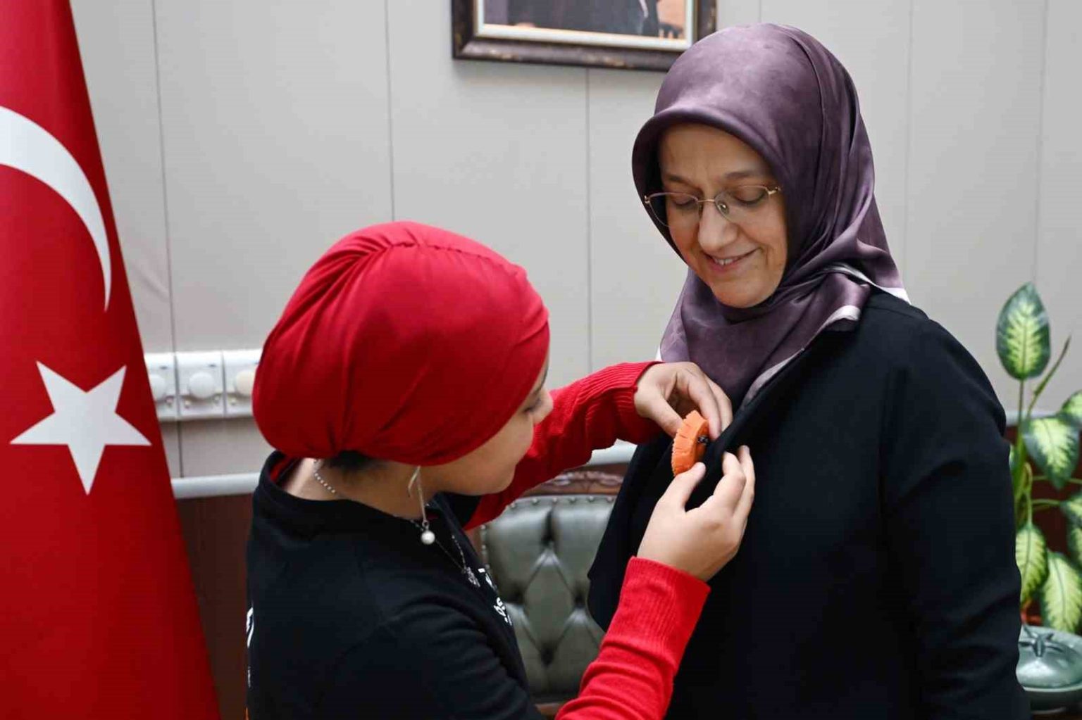 turuncu-renkle-losemiye-farkindalik