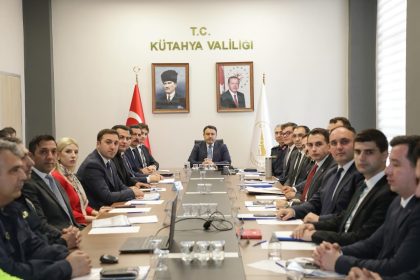 vali-isin-vatandaslarimizin-guvenligi-icin-gece-gunduz-demeden-calismayi-surdurecegiz