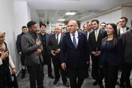 agri-egitim-ve-arastirma-hastanesine-ikinci-mr-cihazi-kazandirildi