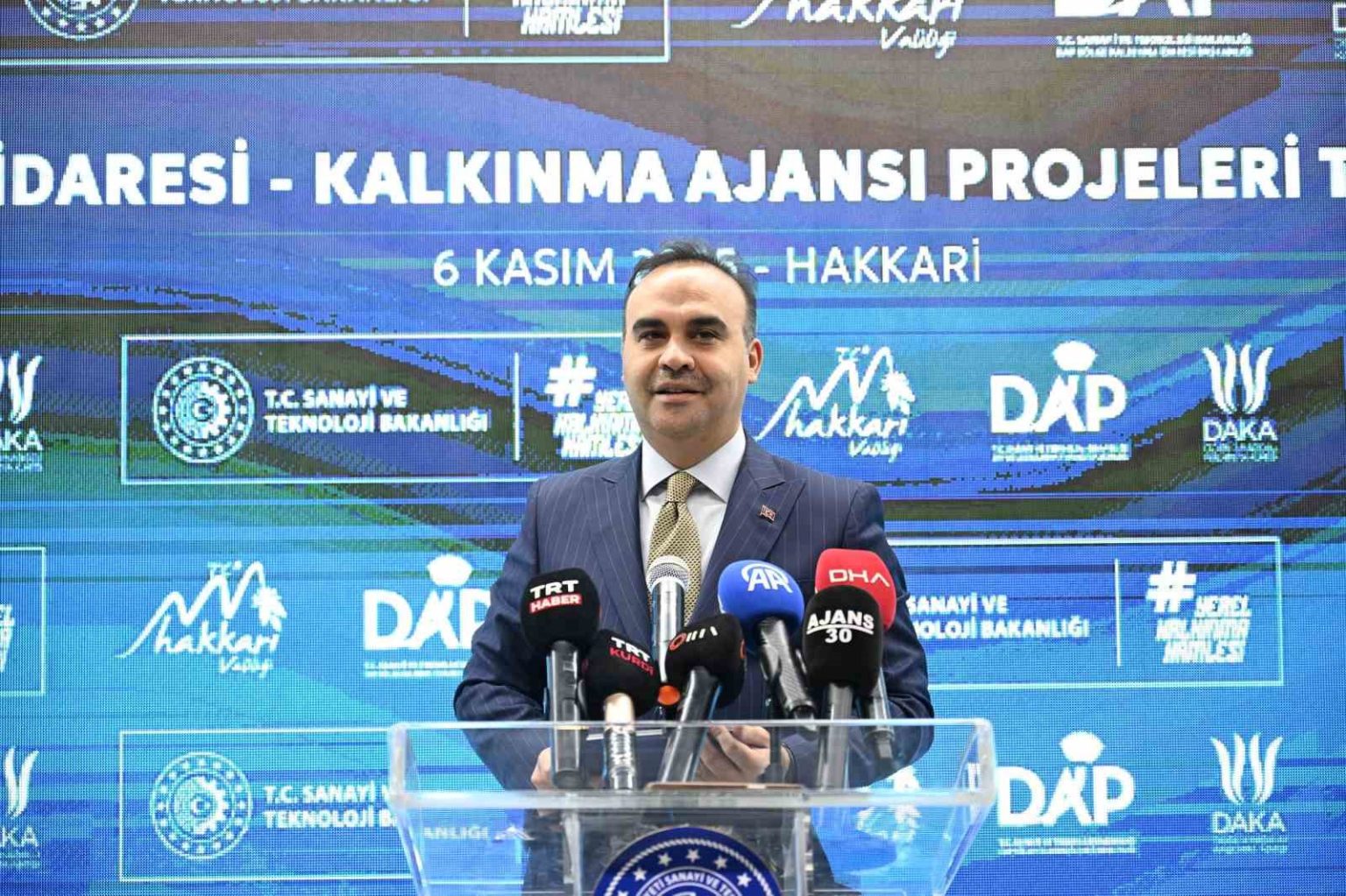 bakan-kacir-mujdeyi-verdi-dogunun-incisi-2-sehre-bilim-ve-teknoloji-hamlesi