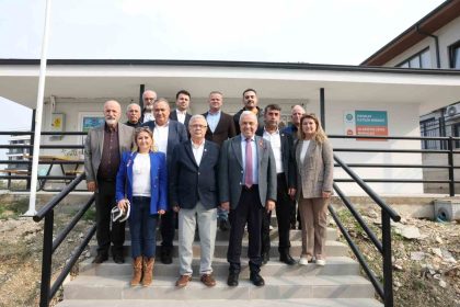 baskan-sadi-ozdemir-sorunlari-yerinde-goruyor-adil-cozumler-uretiyoruz