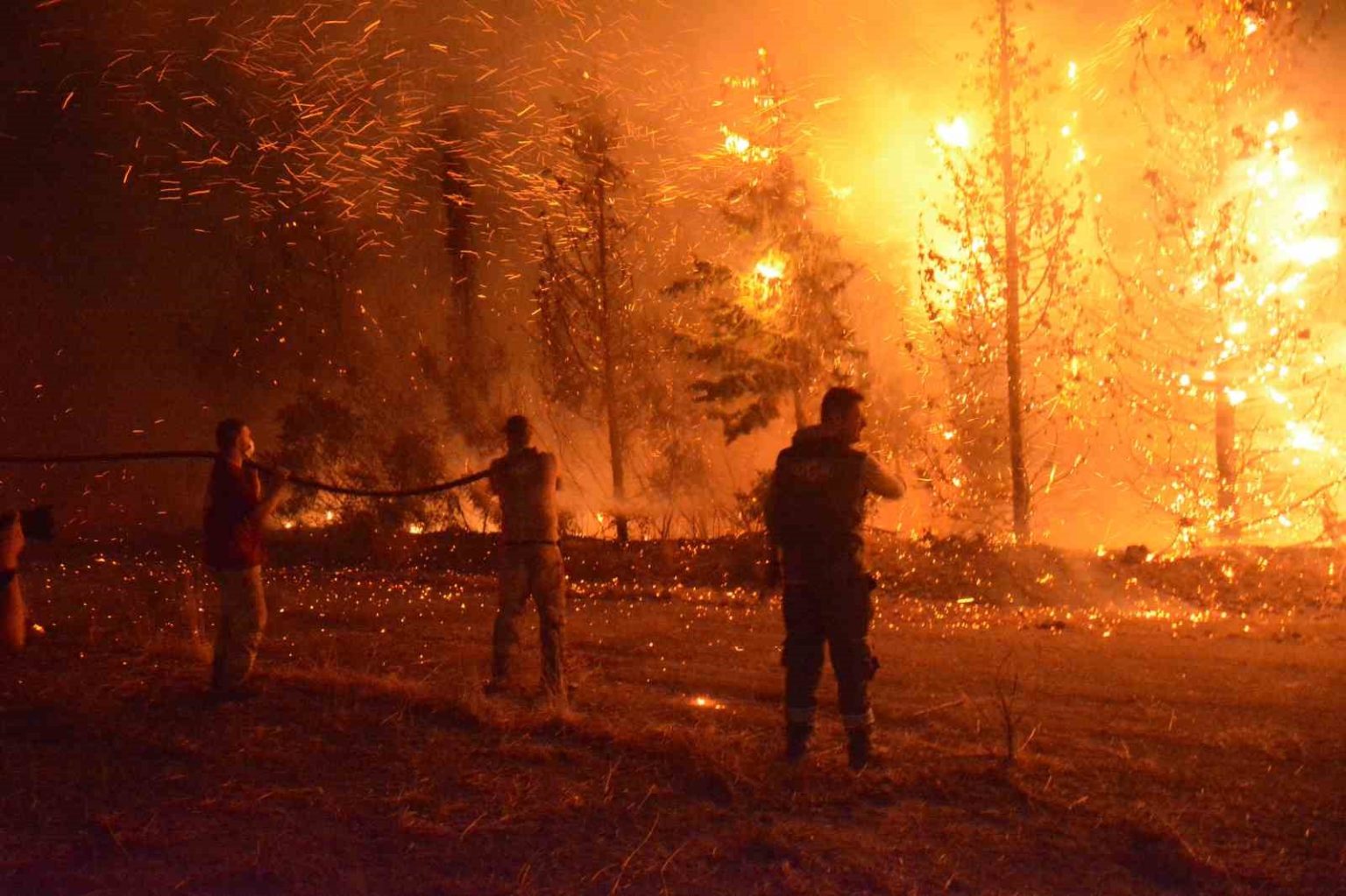 canakkalede-2025-yilinda-11-bin-868-futbol-sahasi-buyuklugunde-orman-alani-zarar-gordu