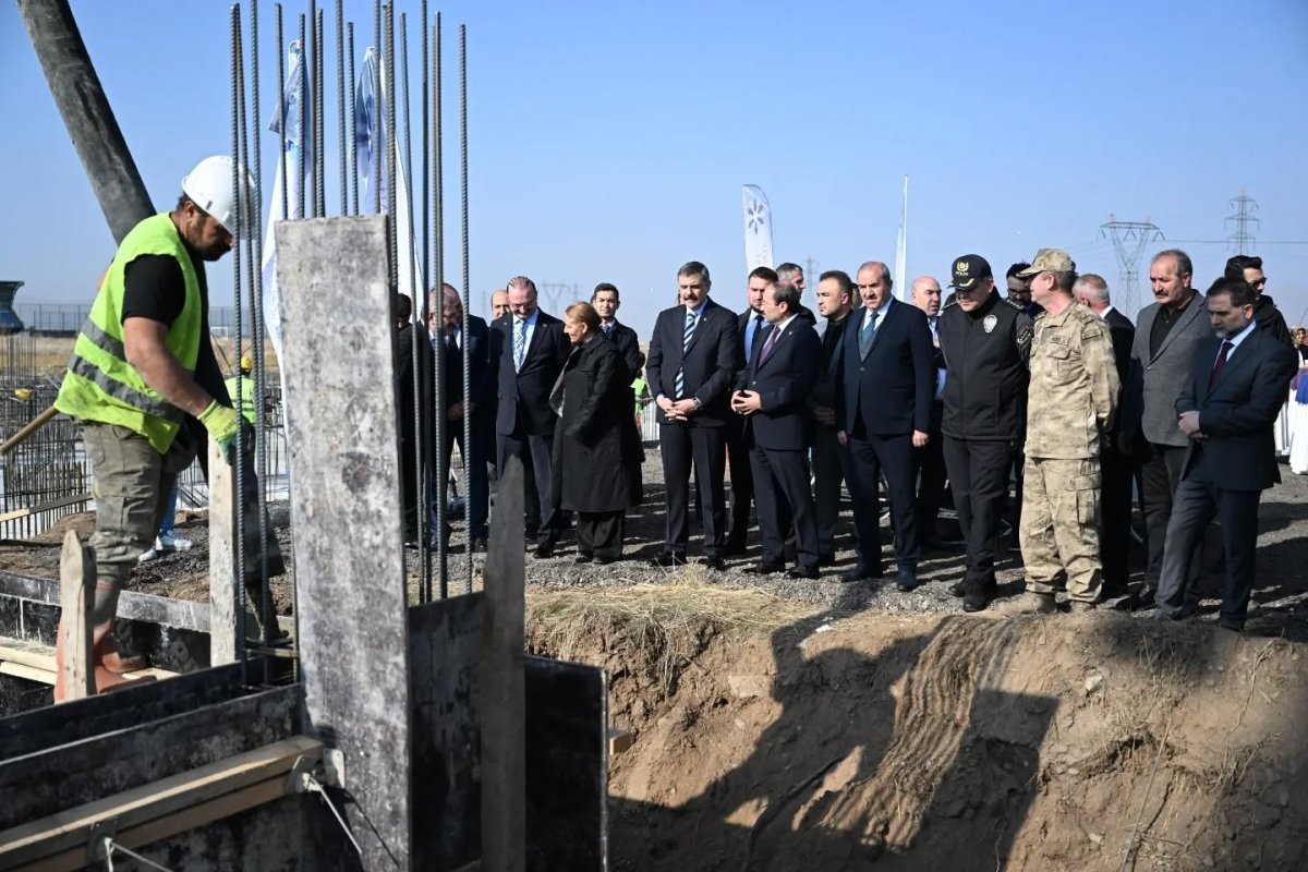 etu-spor-bilimleri-fakultesi-egitim-binasi-icin-temel-atma-toreni-duzenlendi