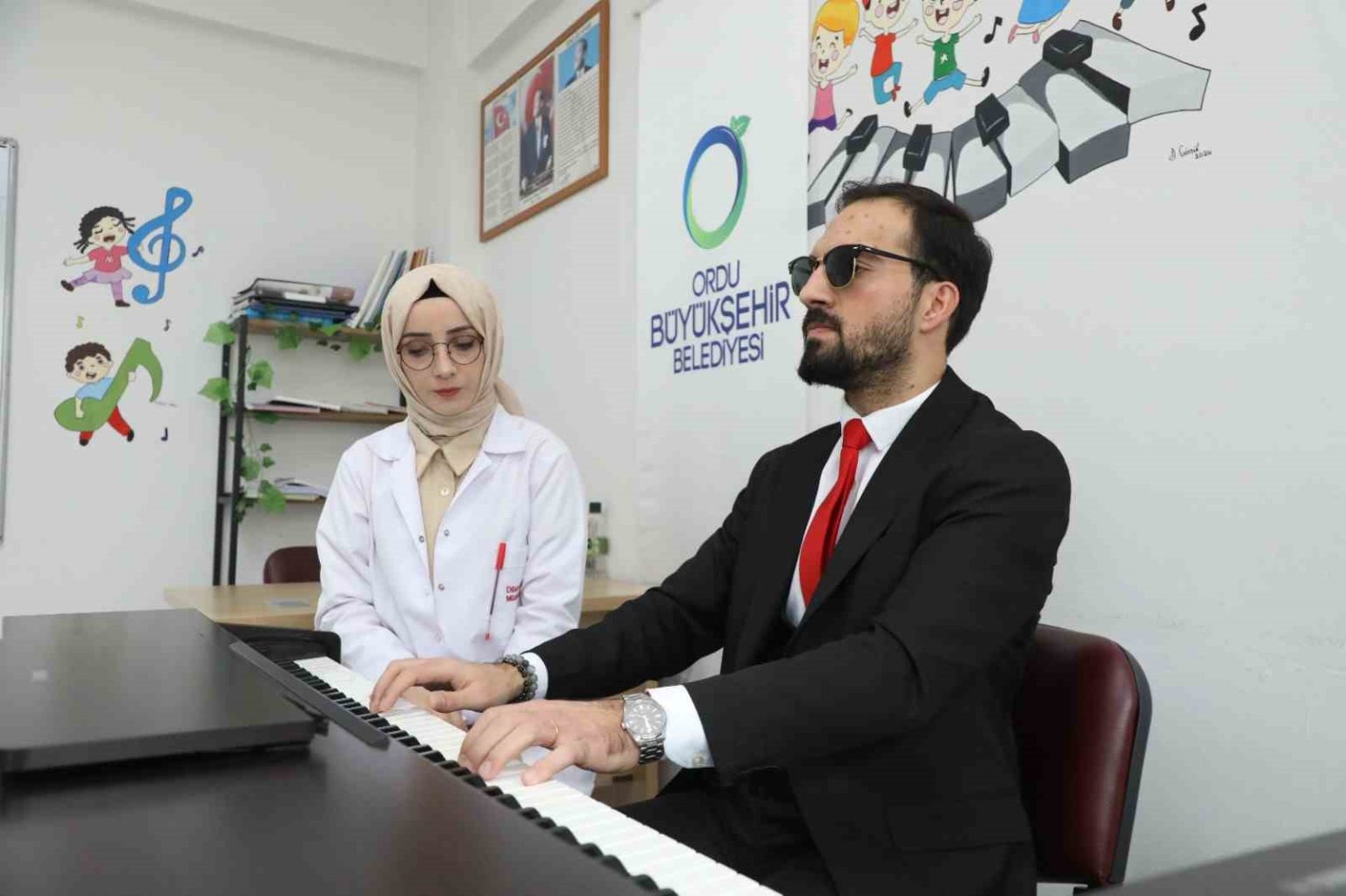 gormeyen-gozlerle-degil-hisseden-kalple-caliyor