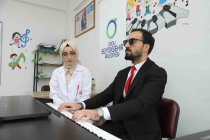 gormeyen-gozlerle-degil-hisseden-kalple-caliyor