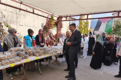 hakkaride-gazze-yararina-hayir-carsisi-kuruldu