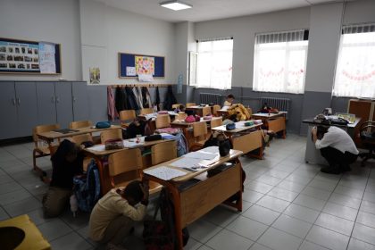 ilkokul-ogrencilerine-afet-bilinci-egitimi-verildi