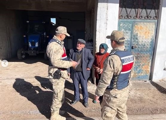 jandarma-koyluleri-bilgilendirdi