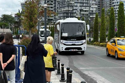 kagithane-belediyesinden-mezarlik-ziyaretleri-icin-ucretsiz-servis-hizmeti