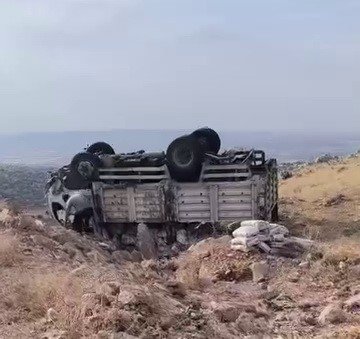 kamyonet-takla-atarak-ters-dondu-5-yarali