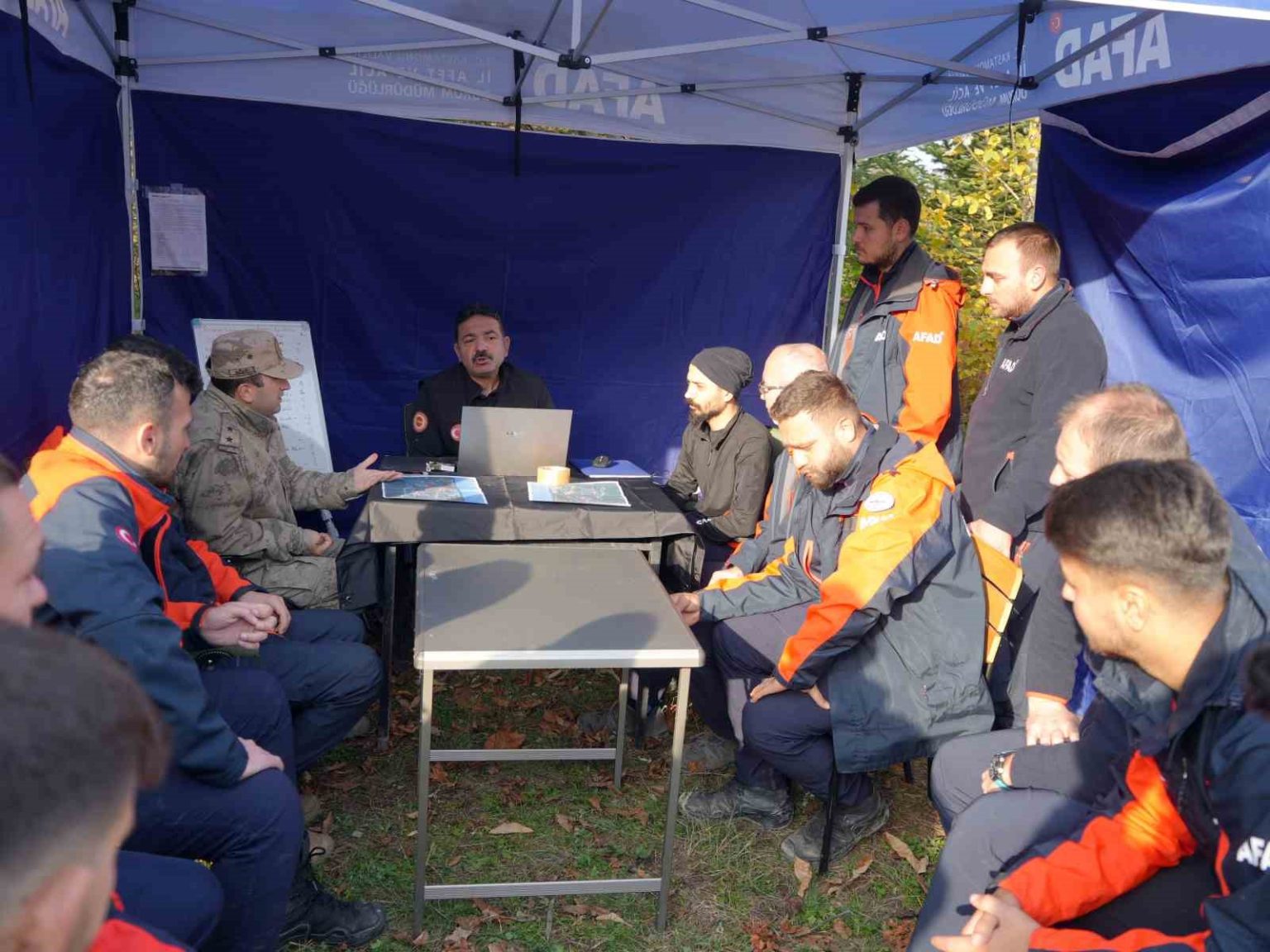 kayip-anne-ve-oglunu-arama-calismalari-altinci-gununde-devam-ediyor