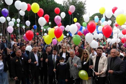 orduda-balonlar-mirza-icin-ucuruldu