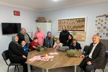 sakarya-buyuksehirden-pamukovada-ozel-ogrencilere-anlamli-ziyaret