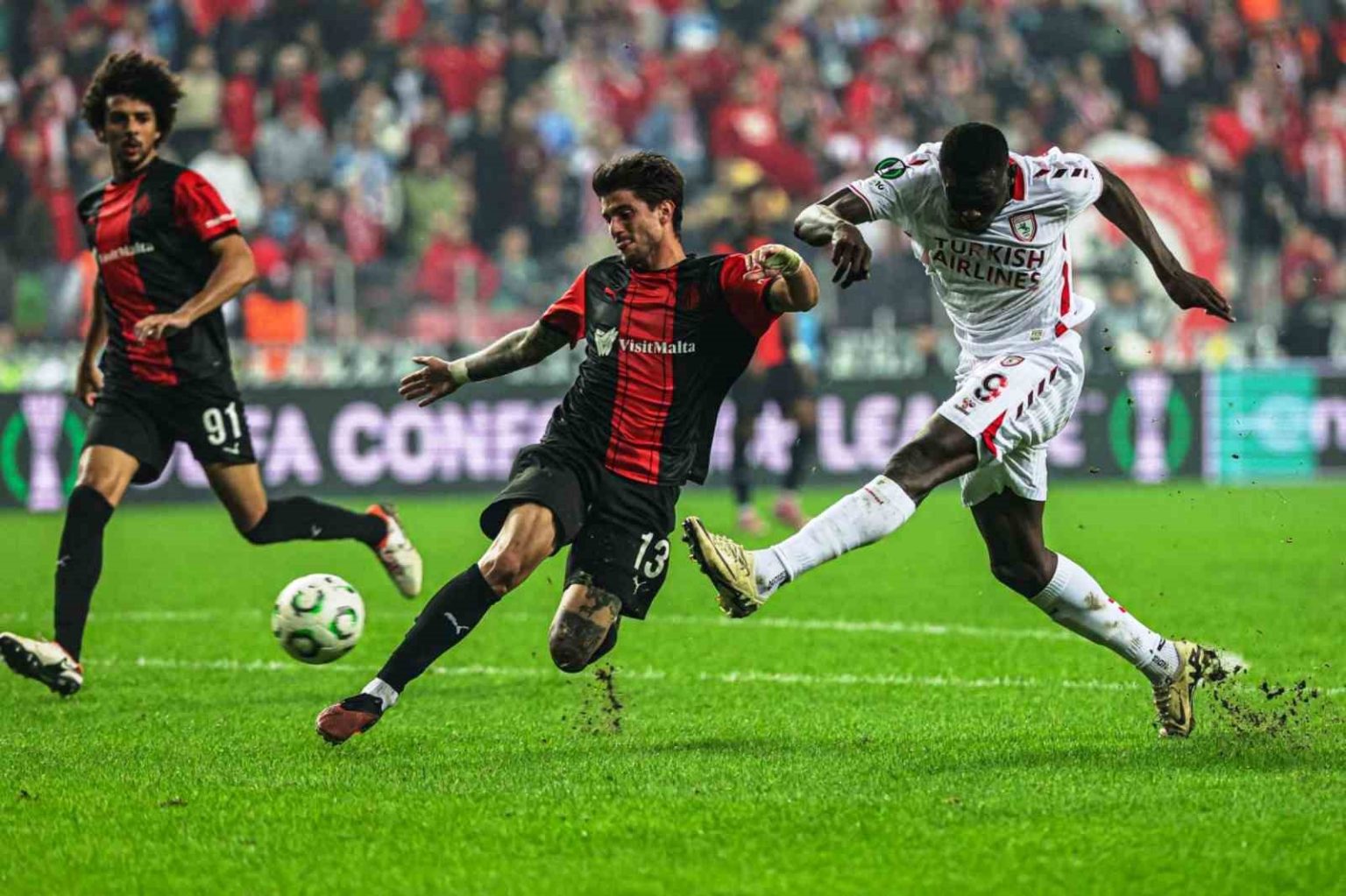 samsunspor-avrupaya-damga-vuruyor