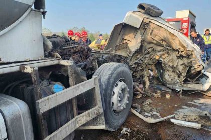 sut-tankeri-tira-carpti-1-yarali