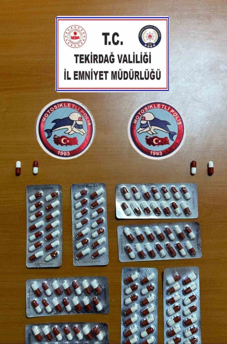 tekirdagda-yunus-timlerinden-huzur-operasyonu-cok-sayida-uyusturucu-ve-silah-ele-gecirildi