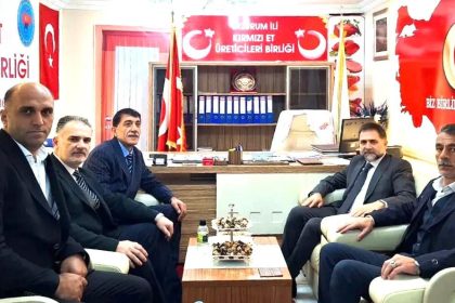 yakutiye-belediye-baskani-ucar-kirmizi-et-ureticileri-birligini-ziyaret-etti